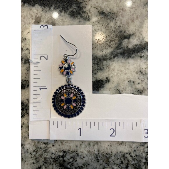 Earrings Boho  Silver & Black w/ Pink Orange Flowers Dangle Metal Shiny Hippie - Picture 5 of 6